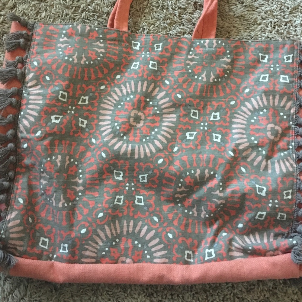 Tote - Picture 2 of 4